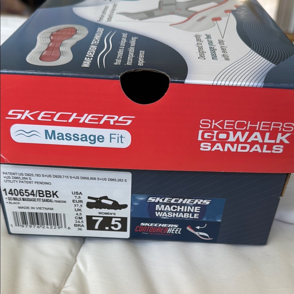Skechers Go Walk Sandals - 7.5 Women’s - Picture 2 of 4